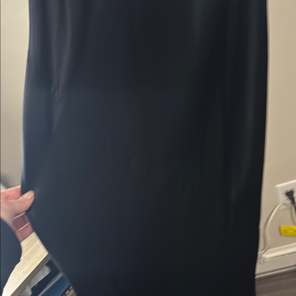 Silk Blend Black Sleeveless Dress - Picture 4 of 7